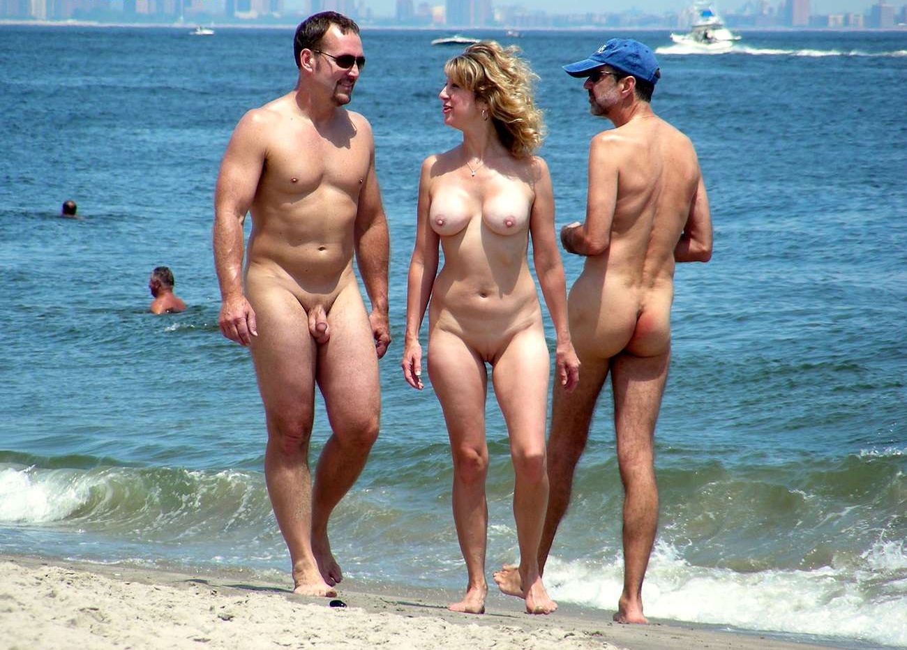 Porn on beach