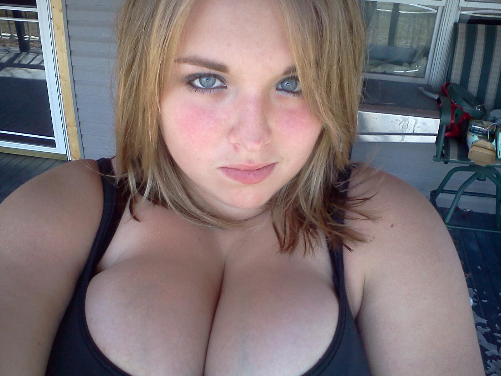 Big Natural Titties Pictures pic