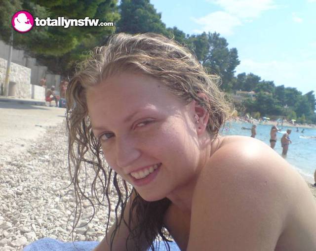 amateur topless beach photos amateur large blonde beach topless totallynsfw shorts tank towel rrm euytfz
