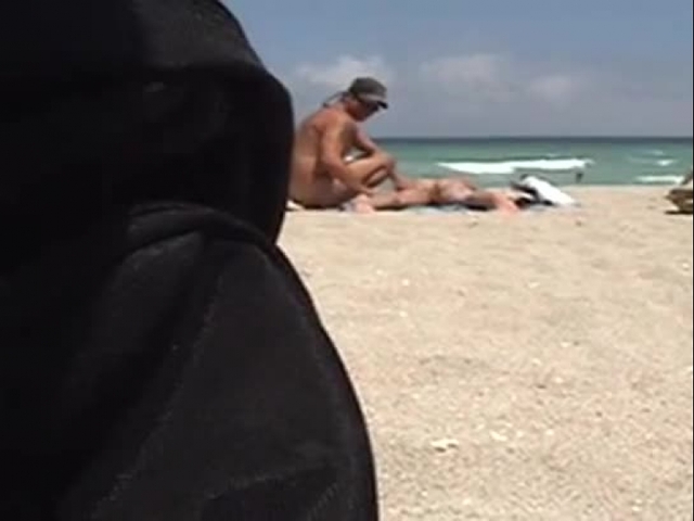 beach voyeur images free porn storage nude nudity tyfr public beach voyeur voyeurchampcom