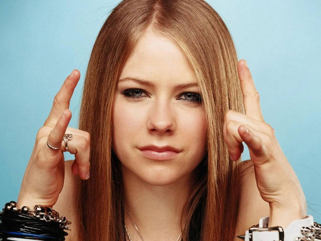 nude porn porn nude avril lavigne