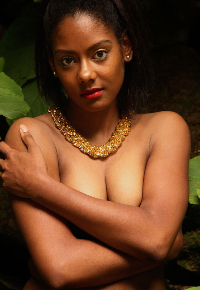 free nude pics of black woman 