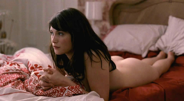 hot naked pix hot showing ass nude completely gemma arterton