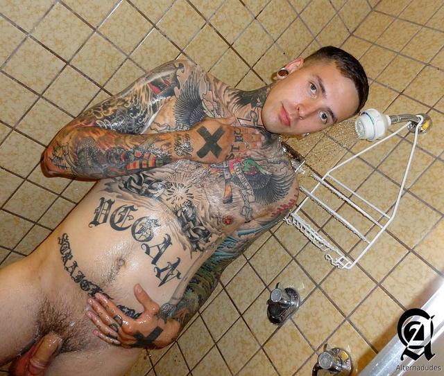 hot tattoo porn pics porn category amateur gay shower guy cock jerking tattoo hipster tatted alternadudes ruckus