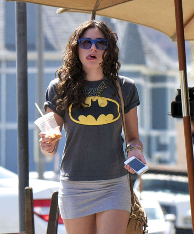 mini skirt sexy pics sexy celebrities skirt batman mini eliza doolittle tshirt