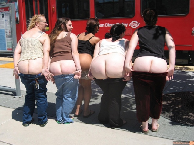 nude butt women women wallpapers butts flashing public five