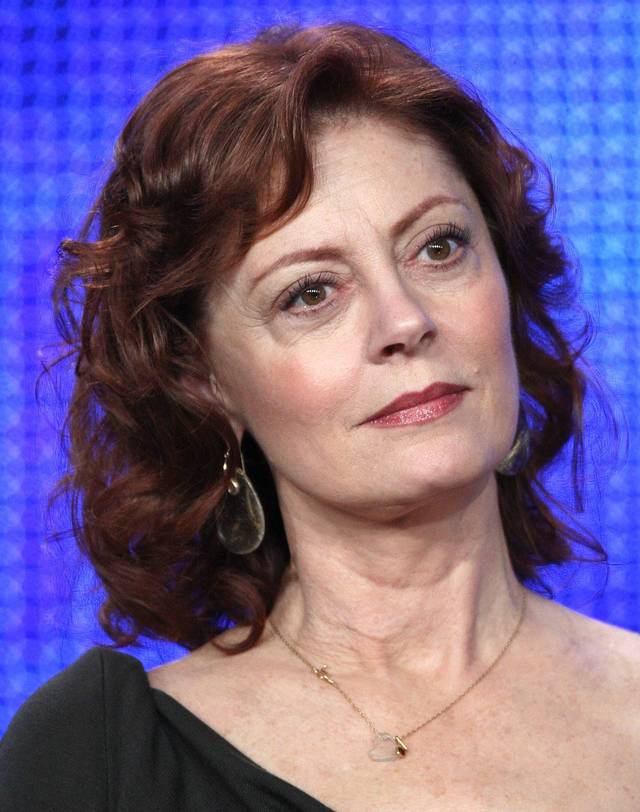 older women pix women woman older hairstyles susan sarandon