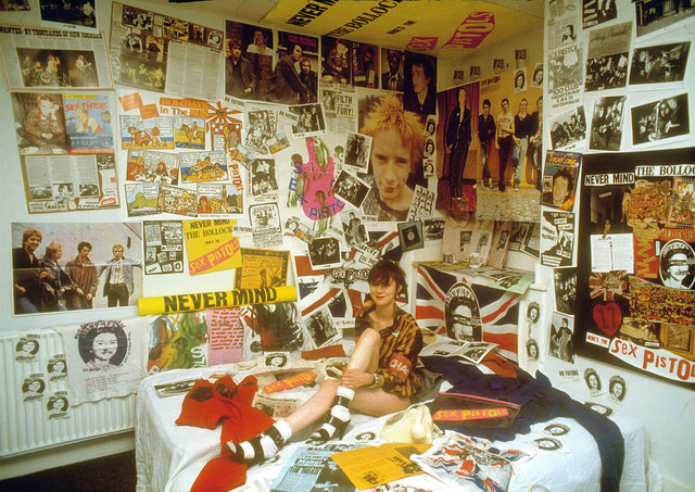 photos of girl on girl sex girl liz pistols memorabilia