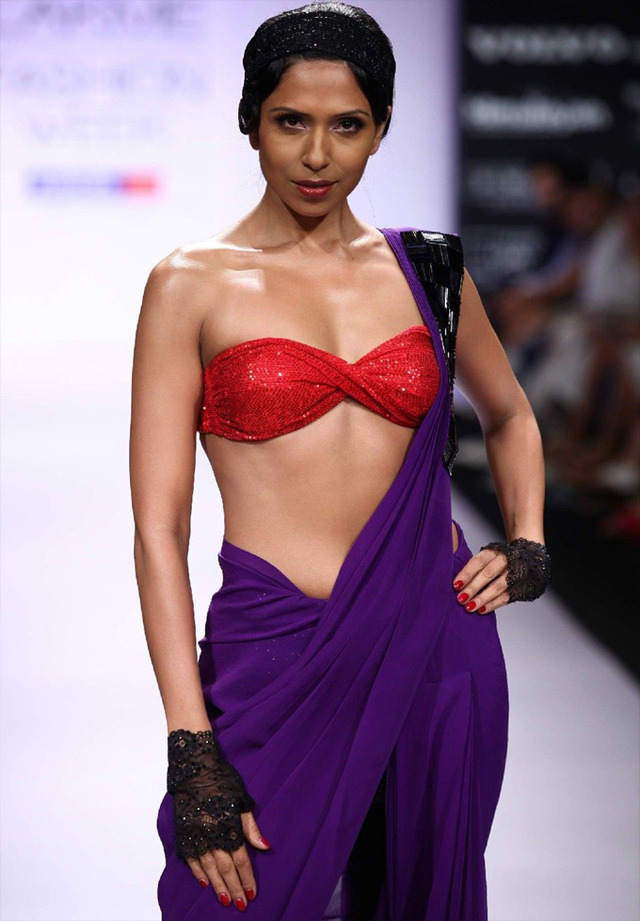 pics of hot and sexy models news models hot attachment sexy celebrities week bra bollywood gossip fashion walk lakme