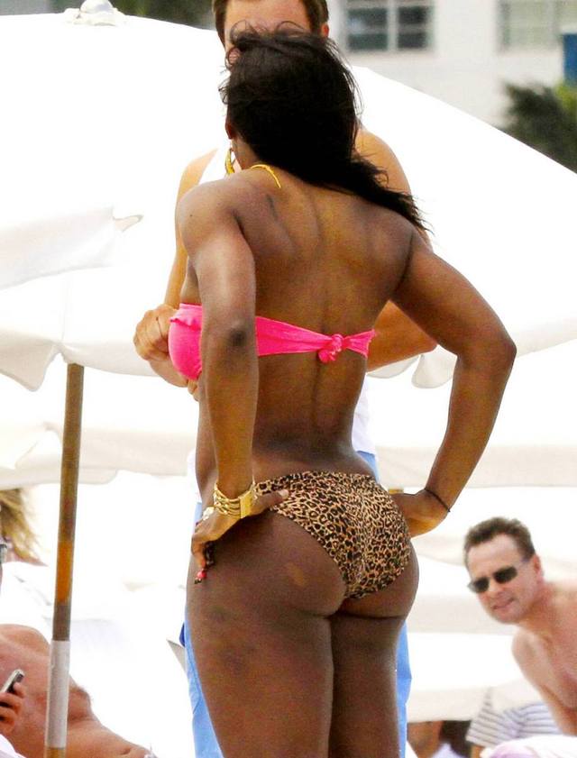 sexy big ass gallery sexy bikini booty miami beach serena williams candids