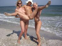 swinger porn amateur porn nude swinger couples beach photo