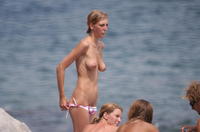 beach voyeur images gallery beach bikini topless teen voyeur candid set hanksgalleries