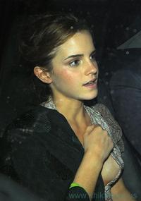 boobs and nipple photos celebrity photos emma watson side boobs nipple slip that almost was khikhicuoi nip gallery