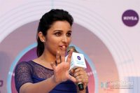 hot pic sexy girl hot sexy girl parineeti chopra looks super blue skirt launch nivea total face cleanup raag portfolio