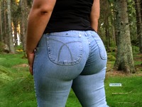 nice big asses atinna butt jeans say moms bigger butts intelligent kids click