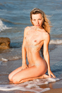 nude girl pics depositphotos beautiful nude girl stock photo