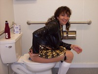 photo of mature women amateur porn mature women toilet photo