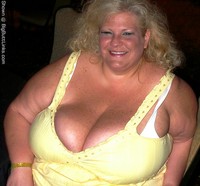 women with big fat asses guests butt bbw fat ass booty women bigbuttlinks tits beach