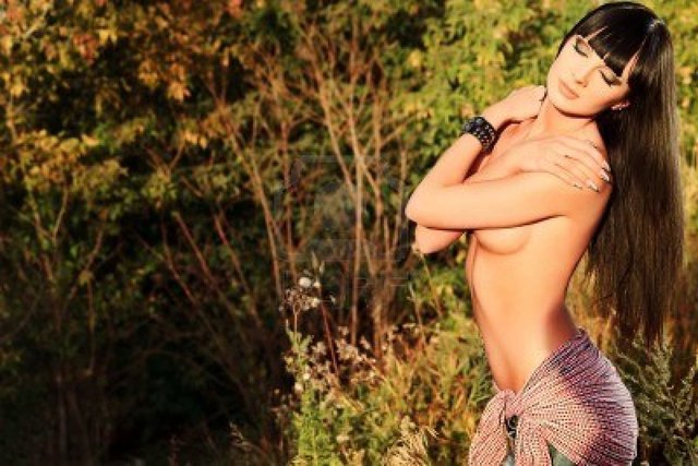 free hot sexy naked women photo sexy naked woman shot posing outdoor prometeus